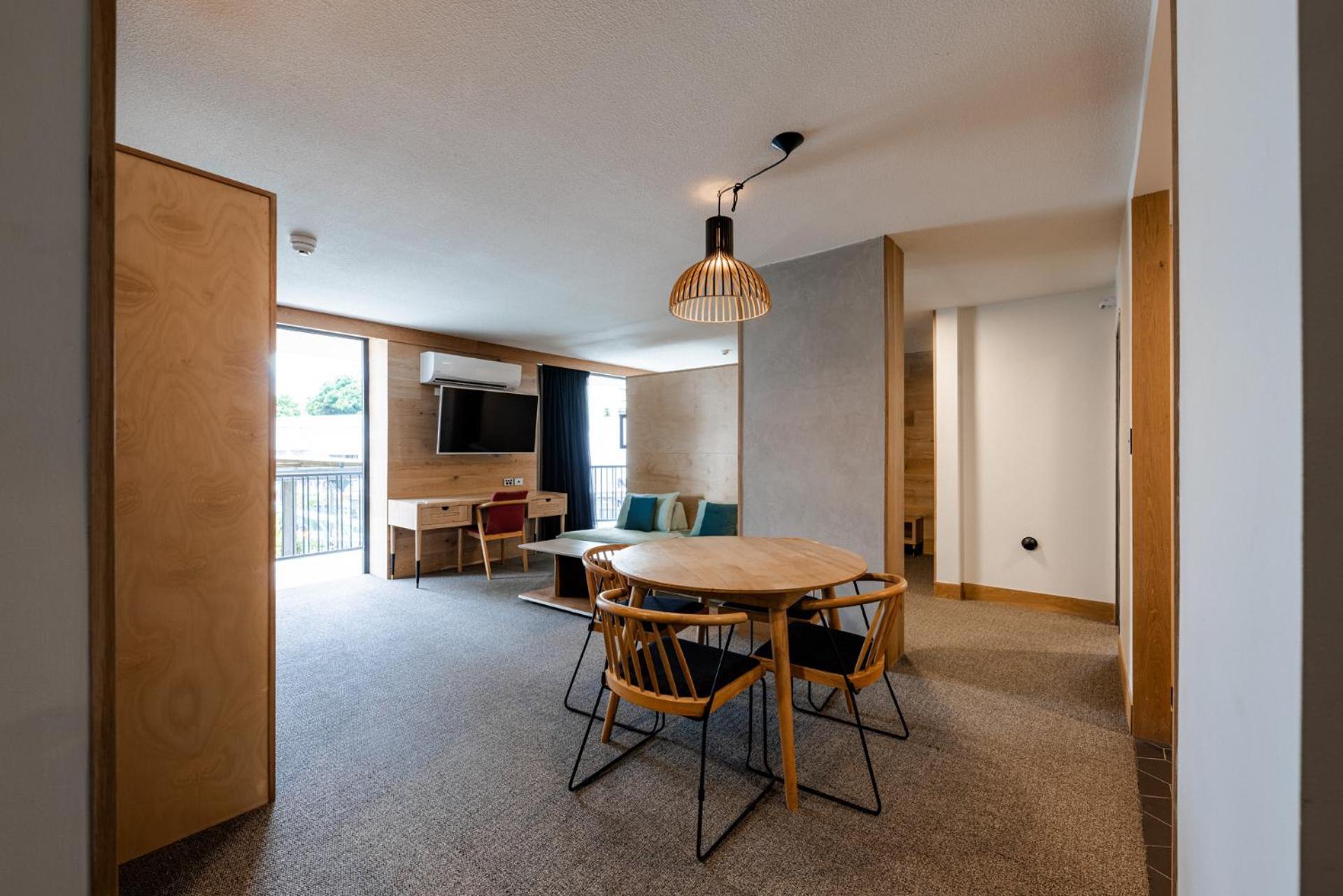 Bunk Surfers Paradise International Backpacker Hostel (Adults Only) Gold Coast Eksteriør billede