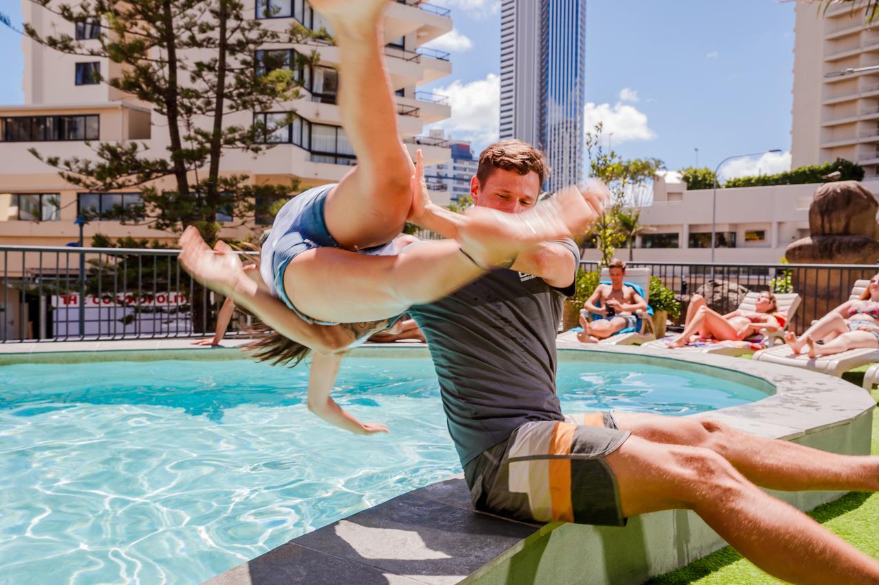 Bunk Surfers Paradise International Backpacker Hostel (Adults Only) Gold Coast Eksteriør billede